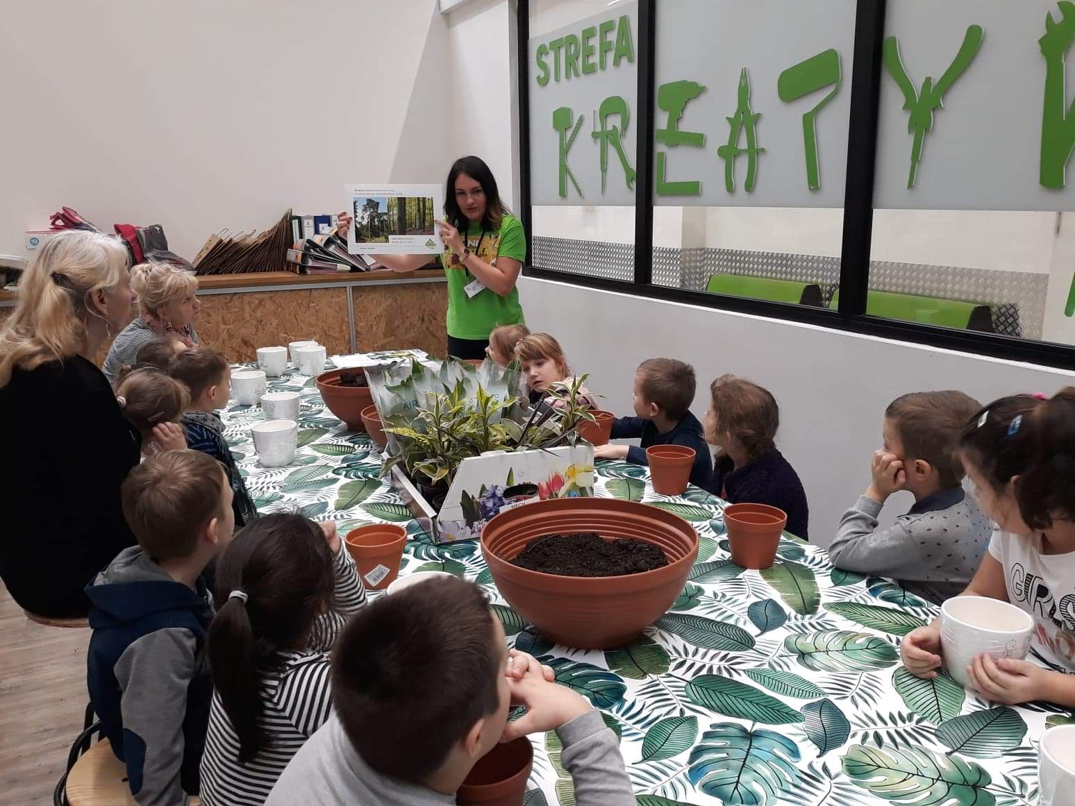 Wycieczka do sklepu LEROY MERLIN w Wołominie.