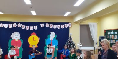 Dzień Babci i Dziadka w grupie MOTYLKI